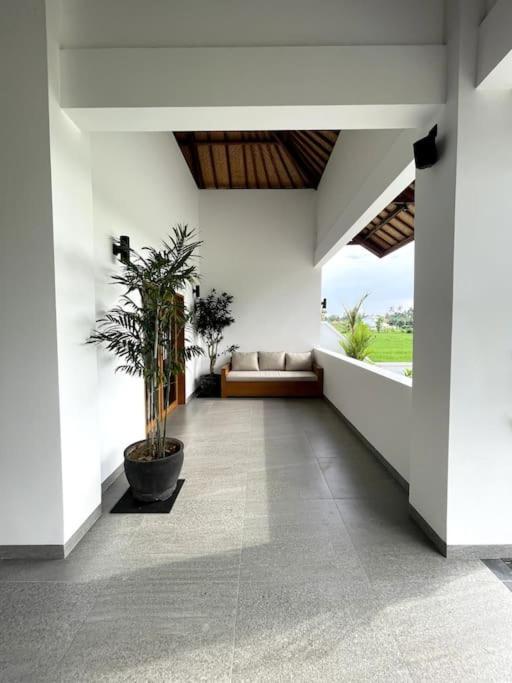 Villa Vespa Lovina Екстериор снимка