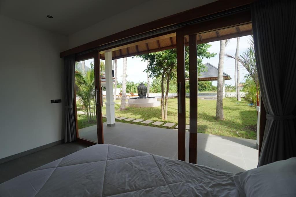 Villa Vespa Lovina Екстериор снимка