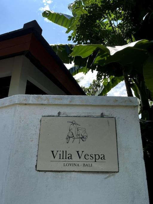 Villa Vespa Lovina Екстериор снимка
